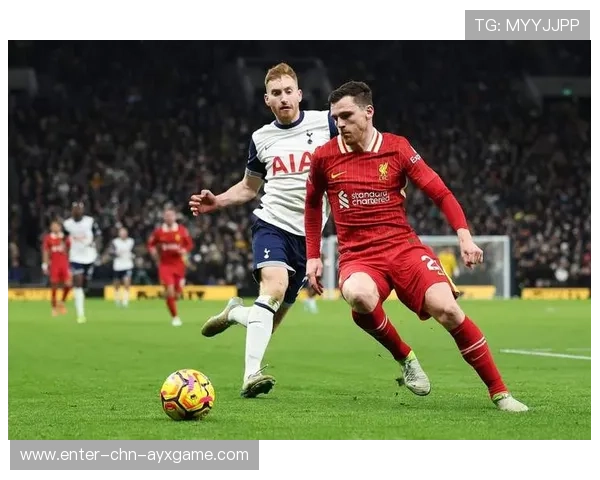 利物浦保持高强度压迫,罗伯逊边路活跃