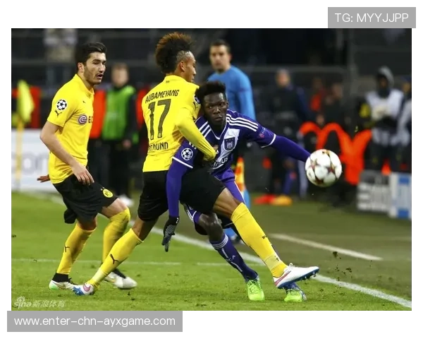 安德莱赫特凭借连续传递找到禁区空档——战术美学与训练之道