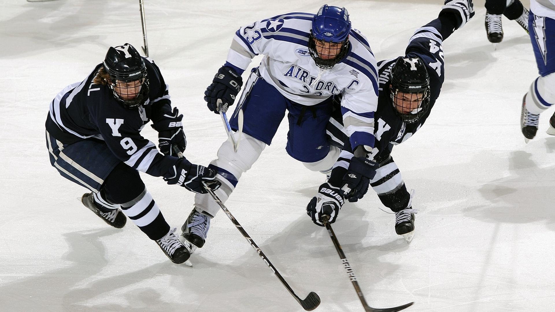 “飘逸漂移：弯道飞舞的速度艺术”，漂移入弯教学